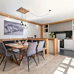 Appartement Kaiser 1 *