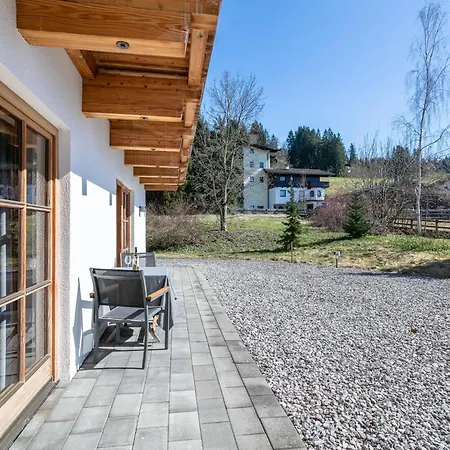 Kaiser 1 アパート *